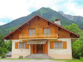 Lovely Chalet in La Chapelle d Abondance with Mountain View La Chapelle-D'abondance